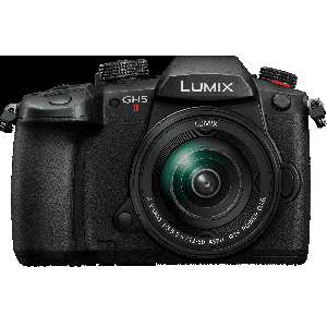 Panasonic Lumix DC-GH5 II Systemkamera mit Objektiv Lumix G Vario 12-60mm 3.5-5.6 ASPH Power OIS + 100 € Cashback um 1399,50 € statt 1688,84 €