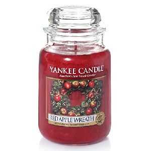 Yankee Candle Red Apple Wreath Duftkerze, 623g (bis zu 150 Stunden Brenndauer) um 18,14 € statt 29,98 €
