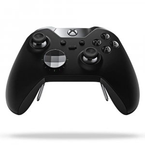 Xbox One – Elite Controller in schwarz um 99 € statt 124,90 €